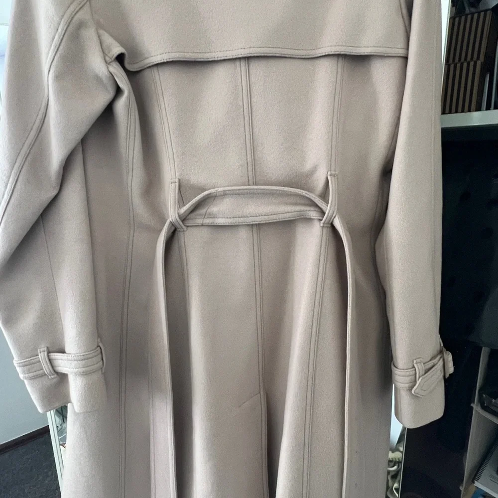 Burberry Beige Trench Coat Double-Breasted - Picture 3 of 13